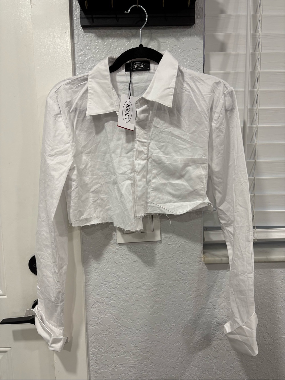 Cider White Cropped Button-Down Collared Shirt